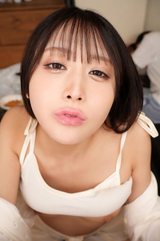 【VR】「私、フェラならお姉ちゃんより上手だよ…?」清純だったはずの嫁のJD妹に迫られ…成長したクチビルの誘惑に抗えないサイレント逆NTR 天音かんな サンプル画像4