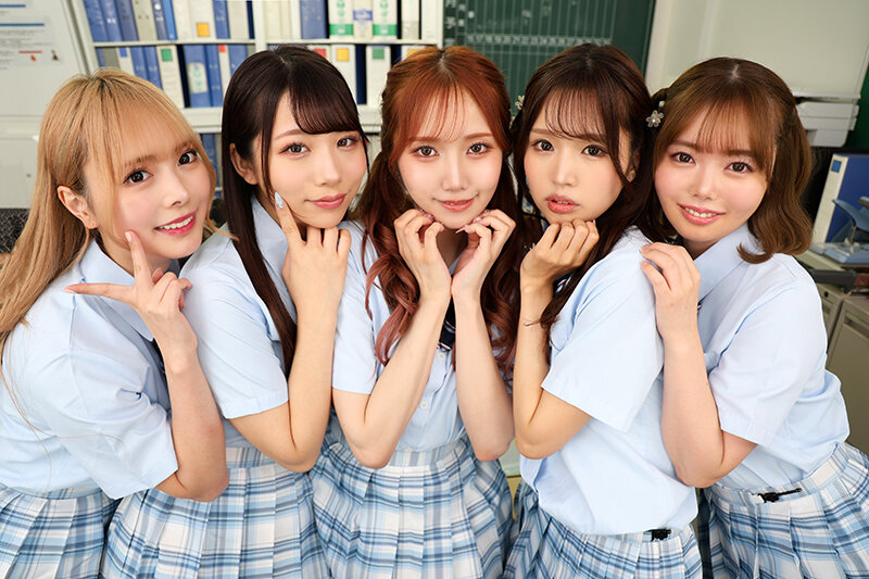 【VR】おいでよパコパコ学園祭！！クラスの顔面ビジュアル最高峰の制服美少女とヤリまくり絶頂FESTIVALクラスのTOPグループとハーレムSEX！！編 百瀬あすか 斎藤あみり 新井リマ 蘭々 尾崎えりか サンプル画像5